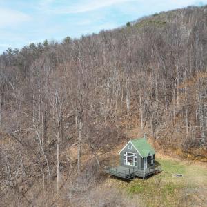 Photo #1 of 1215 Battery Hill Lane, Tyro, VA 37.1 acres
