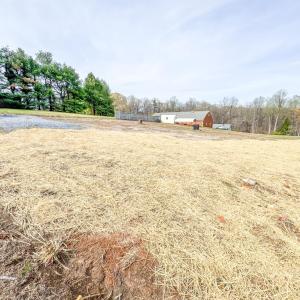 Photo #2 of 3201 Mayflower Drive, Lynchburg, VA 0.3 acres