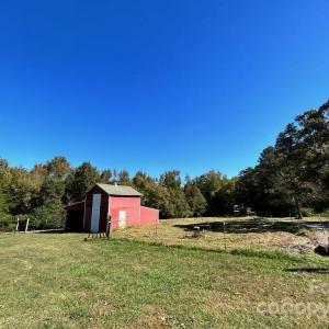 Photo #11 of 2632 Charlotte, Lancaster, SC