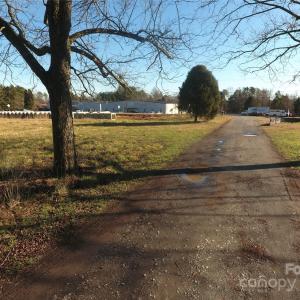 Photo #7 of 1020 Suzannes, Salisbury, NC