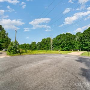 Photo #7 of 165 Birchwood, Salisbury, NC