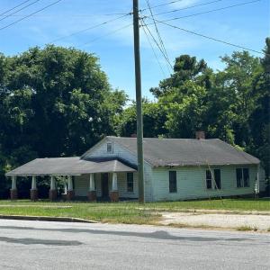 Photo #10 of 612&614 East, Chesterfield, SC