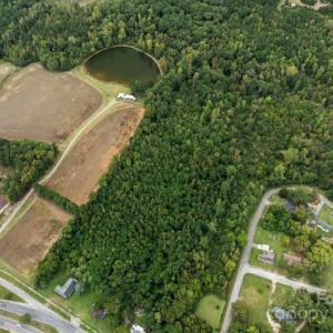 Photo #5 of 612&614 East, Chesterfield, SC