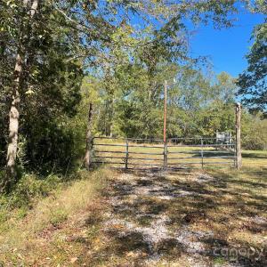 Photo #2 of 3249 York, Sharon, SC