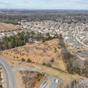 Photo #11 of 8811 Hickory Ridge, Harrisburg, NC