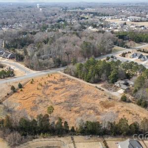 Photo #12 of 8811 Hickory Ridge, Harrisburg, NC