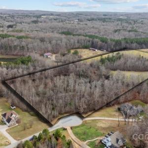 Photo #1 of 609 Copperfield, Lexington, NC