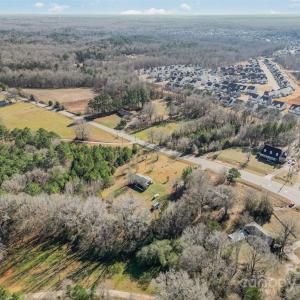 Photo #4 of 1950 Holbrook, Fort Mill, SC