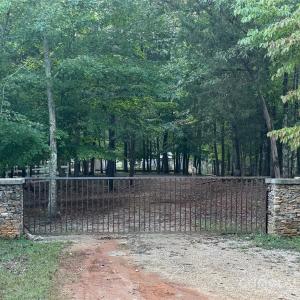 Photo #2 of Huey, Waxhaw, NC