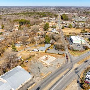 Photo #5 of 921 Concord Parkway, Concord, NC