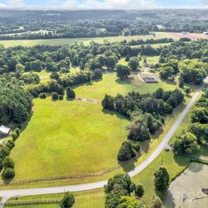 Photo #8 of 1900 Monterosa, Concord, NC