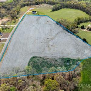 Photo #2 of Yesteryears, Marshville, NC