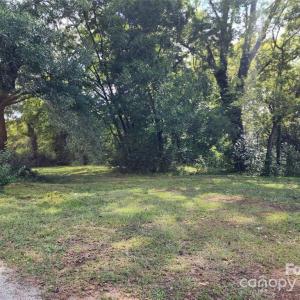 Photo #2 of 1069 Roberts, Lancaster, SC