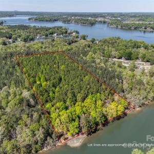 Photo #10 of 4095 Kingfisher, York, SC