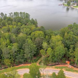 Photo #1 of 818 Lakeforest, Clover, SC