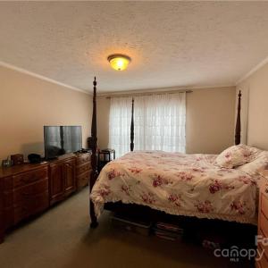 Photo #33 of 5419 Stevens Mill, Matthews, NC