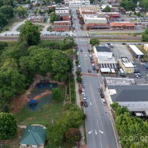 Photo #31 of 1006 Kingbird, Clover, SC