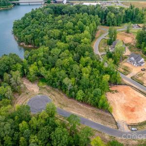 Photo #5 of 1006 Kingbird, Clover, SC