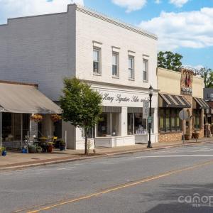 Photo #34 of 1006 Kingbird, Clover, SC