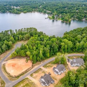 Photo #8 of 1006 Kingbird, Clover, SC