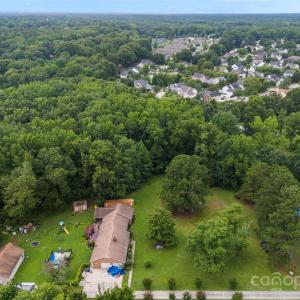 Photo #6 of 724 Catawba, Matthews, NC