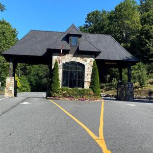 Photo #2 of 173 Stacked Rock, Landrum, SC