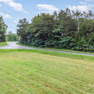 Photo #9 of 1919 Dutch, Mount Pleasant, NC