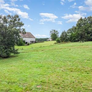 Photo #11 of 1919 Dutch, Mount Pleasant, NC