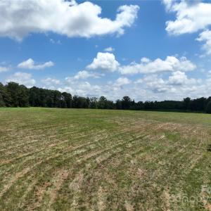 Photo #2 of 5027 Mobley Store, McConnells, SC