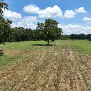 Photo #15 of 5027 Mobley Store, McConnells, SC