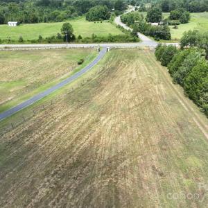 Photo #20 of 5027 Mobley Store, McConnells, SC