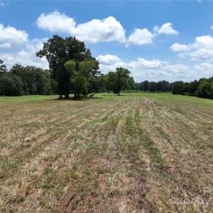 Photo #14 of 5027 Mobley Store, McConnells, SC