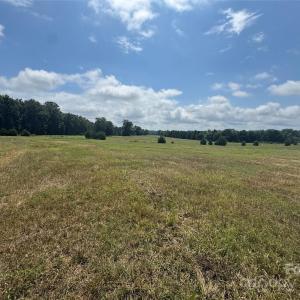 Photo #23 of 5027 Mobley Store, McConnells, SC