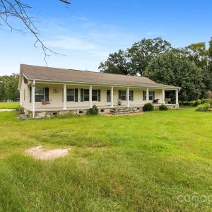 Photo #7 of 1333 Bunnlevel Erwin, Bunnlevel, NC