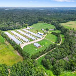 Photo #2 of 1333 Bunnlevel Erwin, Bunnlevel, NC