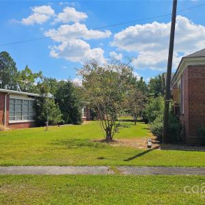 Photo #20 of 901 9th, Dillon, SC