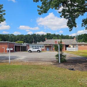 Photo #6 of 901 9th, Dillon, SC