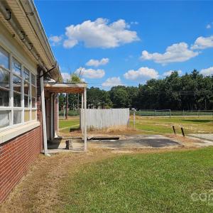 Photo #10 of 901 9th, Dillon, SC