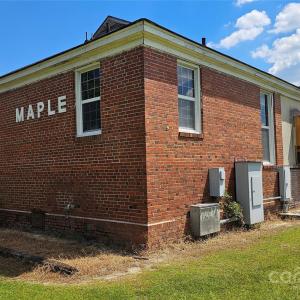 Photo #1 of 901 9th, Dillon, SC