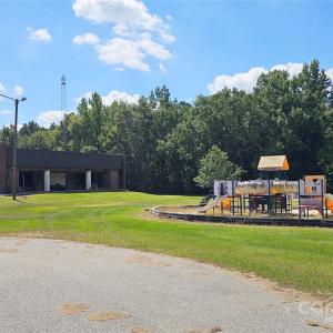 Photo #14 of 900 Patriot, Dillon, SC