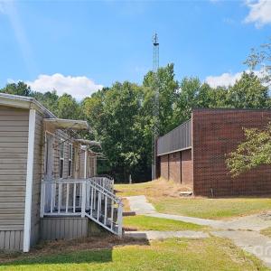 Photo #6 of 900 Patriot, Dillon, SC