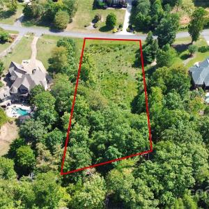 Photo #7 of 733 Cooks Cove, Clover, SC