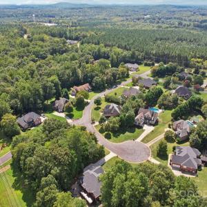 Photo #2 of 109 Highland Forest, Clover, SC