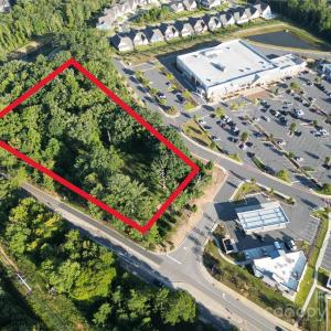 Photo #2 of 8219 New Town, Waxhaw, NC