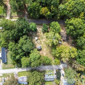 Photo #2 of 2218 Peachtree, Great Falls, SC