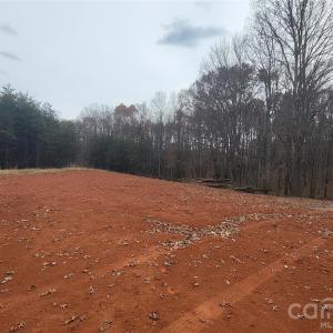Photo #8 of 1056 Stephens Trail, Sandy Ridge, NC