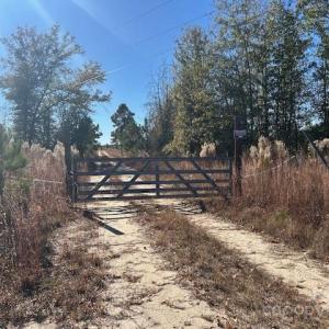 Photo #1 of 3583 Mill Creek, Kershaw, SC