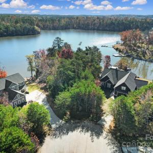 Photo #2 of 17327 Yachtsman, Lancaster, SC