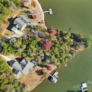 Photo #1 of 17327 Yachtsman, Lancaster, SC