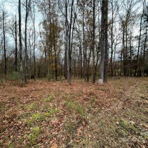 Photo #7 of 3080 Charlotte, Lancaster, SC